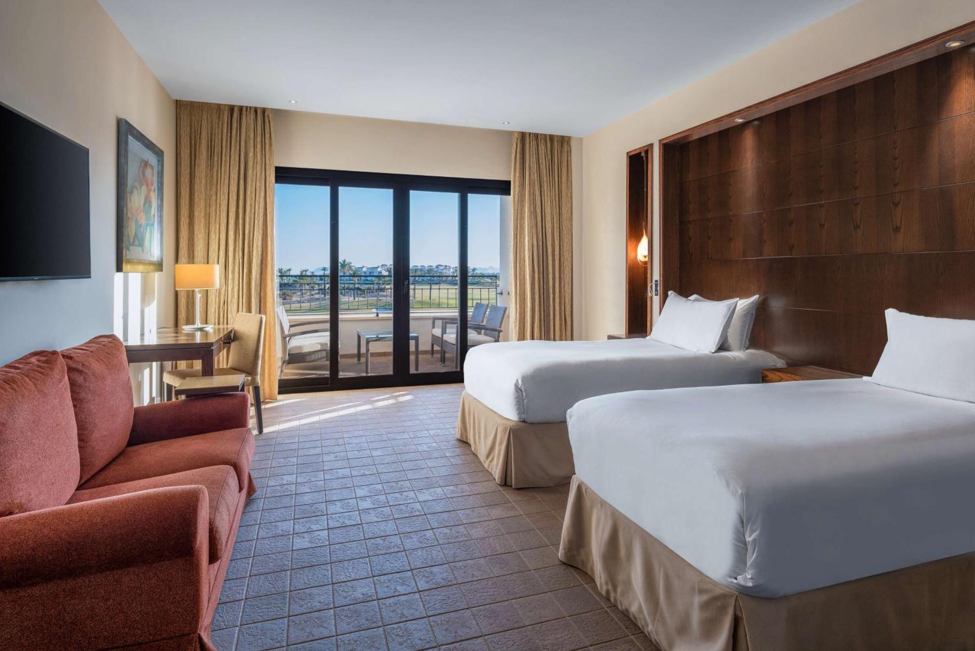 ดับเบิลทรี บาย ฮิลตัน ลา ตอเร กอล์ฟ แอนด์ สปา รีสอร์ต Hotel Roldan ภายนอก รูปภาพ A guest room at the Hilton San Diego Bayfront